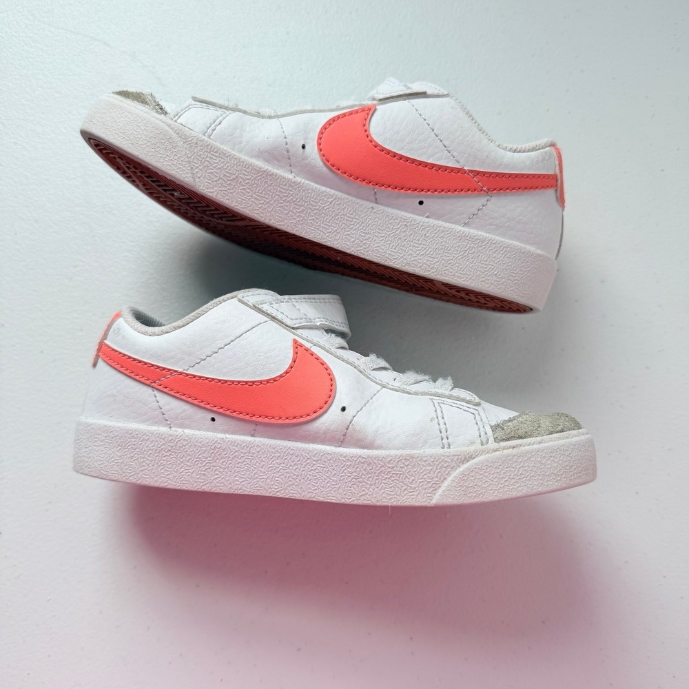 Nike Blazer Low '77 White Echo Pink Magic Ember DA4075-130 Kids Sz 13 - Picture 1 of 11